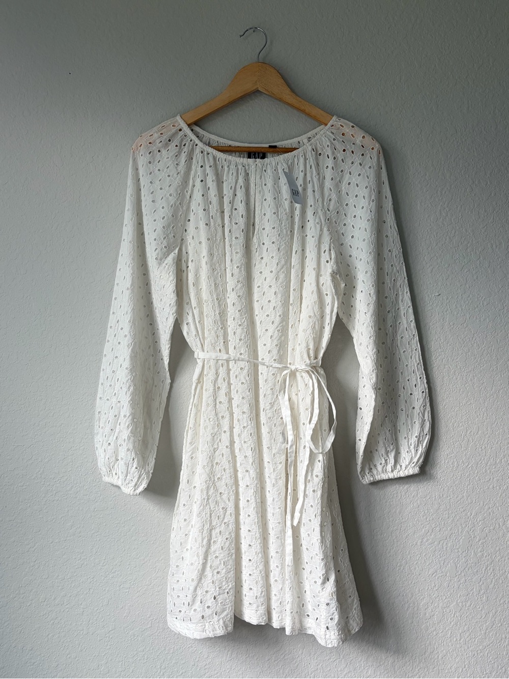 Gap White Eyelet Mini Dress Women’s Size Medium Belted NWT Cottagecore Boho